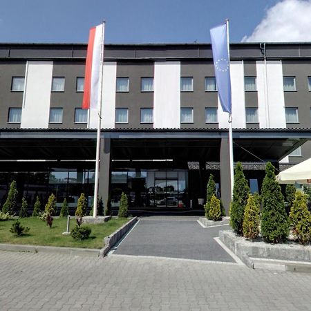 Express Krakow Hotel Exterior photo